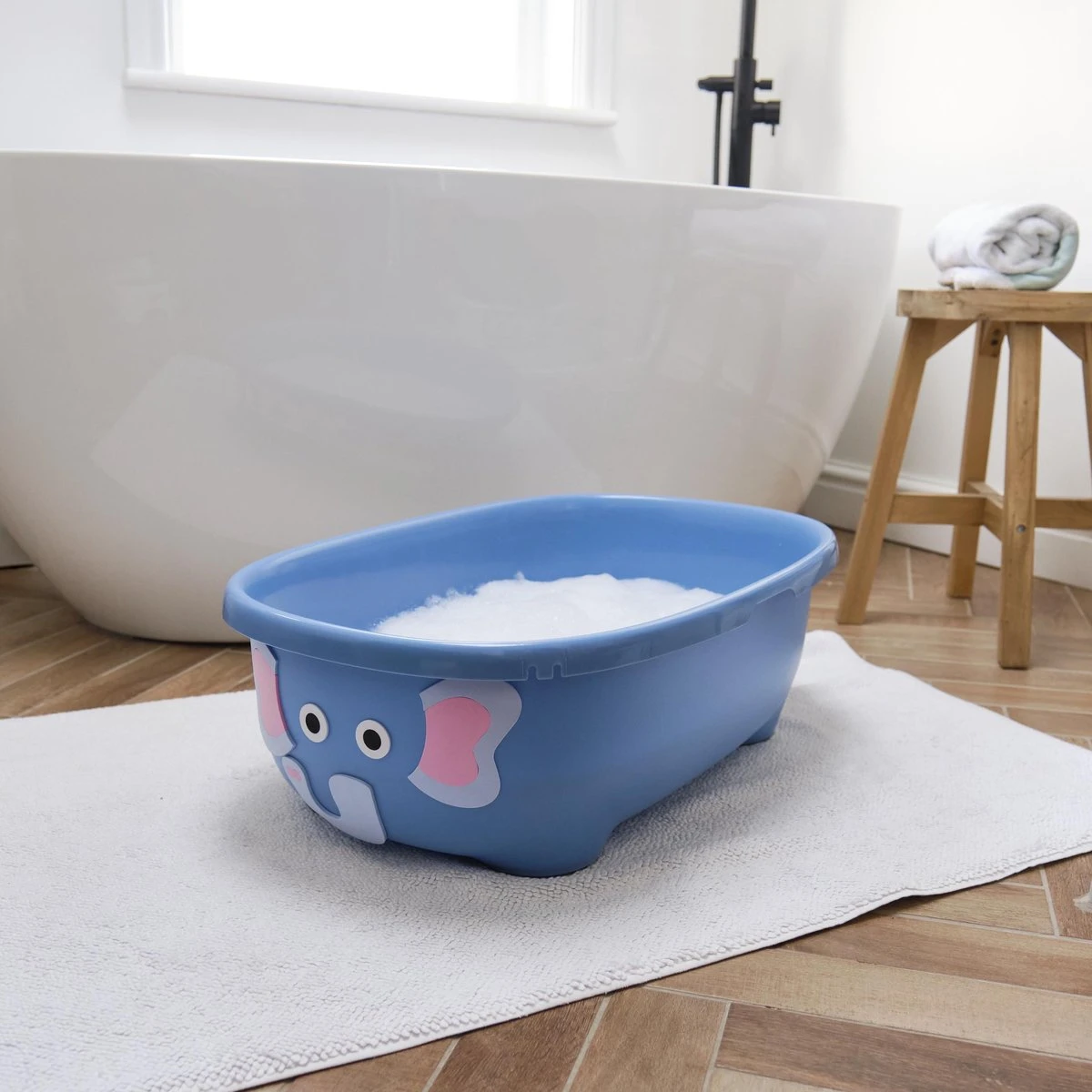 Prince Lionheart Tubimal® Met Hangmat | Baby & Peuter Badje | Opbergruimte Met Deksel | Stapelbaar | Herbruikbaar - Blauw / Olifant 7 Prince Lionheart Tubimal® Met Hangmat | Baby & Peuter Badje | Opbergruimte Met Deksel | Stapelbaar | Herbruikbaar - Blauw / Olifant - Afbeelding 5