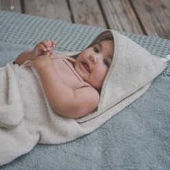 Koeka Baby Badcape Dijon Daily - 100x100cm - Zand -Winkel Voor Babyverzorgingsproducten 1200x1200 1567