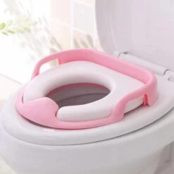 Universele Toiletbril Met Handvaten Voor Kinderen | Kinder Toiletzitje Toiletstoel | WC-bril Verkleiner Voor Peuters En Kleuters | Roze LB-A23 -Winkel Voor Babyverzorgingsproducten 1200x1200 1723