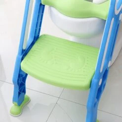 LifeGoods WC Verkleiner Met Trapje - Trainer Met Opstapje - 2 Tot 7 Jaar - Groen/Blauw -Winkel Voor Babyverzorgingsproducten 1200x1200 1787