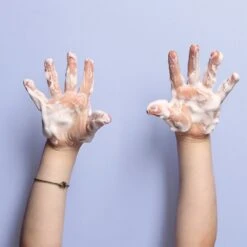 Naïf Happy Doucheschuim - Baby En Kind - 200ml - Met Natuurlijke Ingrediënten -Winkel Voor Babyverzorgingsproducten 1200x1200 1861