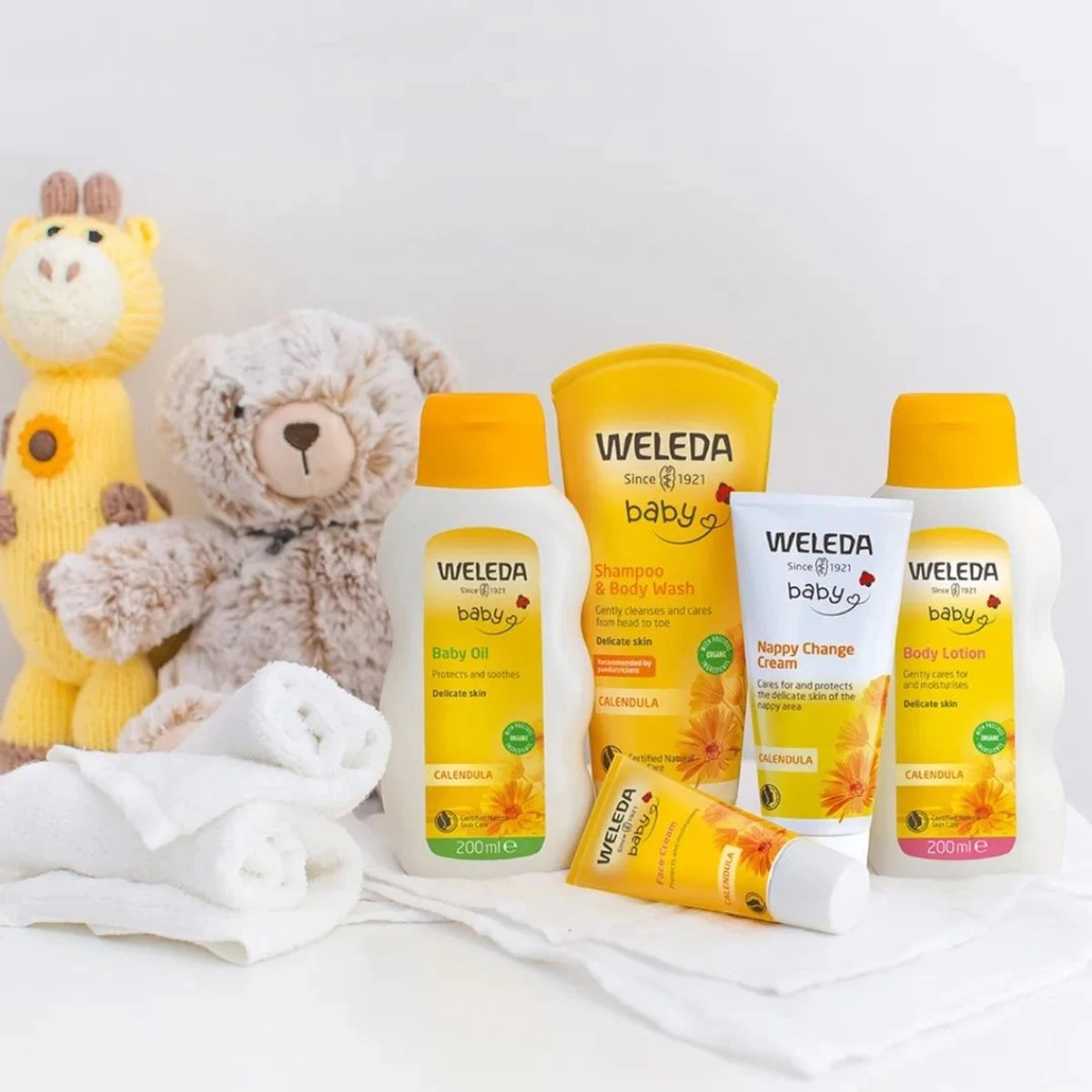 Weleda Calendula Baby Billenbalsem - 75ml 9 Weleda Calendula Baby Billenbalsem - 75ml - Afbeelding 7