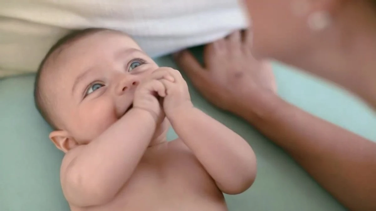 Pampers® Pampers - Premium Protection Pants - Maat 6 - 56 Luierbroekjes 11 Pampers® Pampers - Premium Protection Pants - Maat 6 - 56 Luierbroekjes - Afbeelding 9