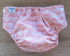 BonBini´s Luiers - Wasbare Luier Salmon Rainbow 3-15 Kg - Luierbroekje - Dubbele Antilek Preventie - Zwemluier Drukknoopjes En Verstelbaar Maat S, M, L Maat 1 T/m 5 -Winkel Voor Babyverzorgingsproducten 1200x960