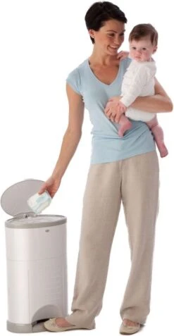 Korbell Luieremmer - Pink -Winkel Voor Babyverzorgingsproducten 621x1200