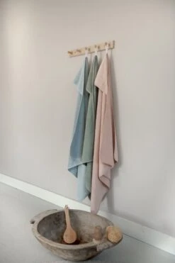 Koeka Baby Badcape Dijon Daily - 100x100cm - Lichtroze -Winkel Voor Babyverzorgingsproducten 799x1200 36