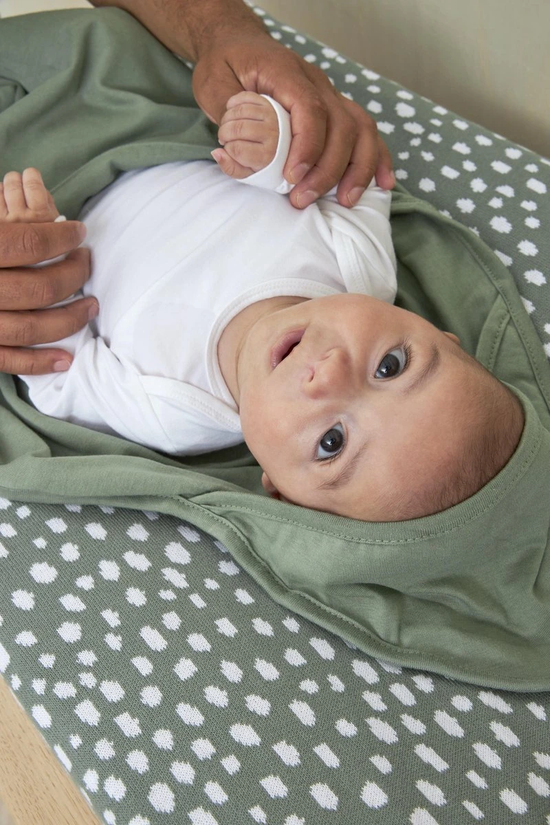 Meyco Badcape Basic Jersey/Cheetah 2-pack - Forest Green - 80x80cm 4 Meyco Badcape Basic Jersey/Cheetah 2-pack - Forest Green - 80x80cm - Afbeelding 2