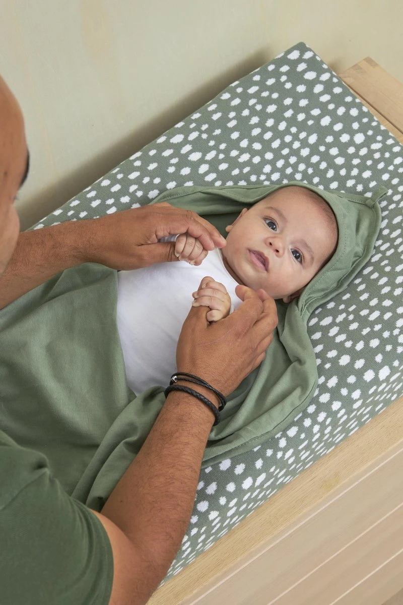 Meyco Badcape Basic Jersey/Cheetah 2-pack - Forest Green - 80x80cm 5 Meyco Badcape Basic Jersey/Cheetah 2-pack - Forest Green - 80x80cm - Afbeelding 3