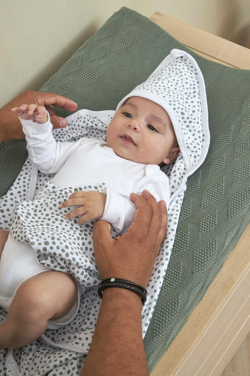 Meyco Badcape Basic Jersey/Cheetah 2-pack - Forest Green - 80x80cm 6 Meyco Badcape Basic Jersey/Cheetah 2-pack - Forest Green - 80x80cm - Afbeelding 4