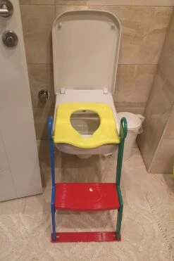 Motek® - WC Verkleiner - Wc Verkleiner Met Trapje - Toiletverkleiner - Toilettrainer - Wc Verkleiner Opvouwbaar - 2 Tot 7 Jaar - Trainer Met Opstapje -Winkel Voor Babyverzorgingsproducten 800x1200 141