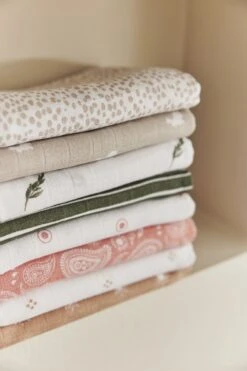 Jollein Hydrofiele Doek Small 70x70cm Dotted - 3 Stuks 21 Jollein Hydrofiele Doek Small 70x70cm Dotted - 3 Stuks -Winkel Voor Babyverzorgingsproducten 800x1200 69