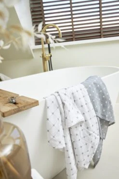 Meyco X Mrs.Keizer Louis Hydrofiele Doeken - 3-pack - Grijs - 70x70cm -Winkel Voor Babyverzorgingsproducten 800x1200 83