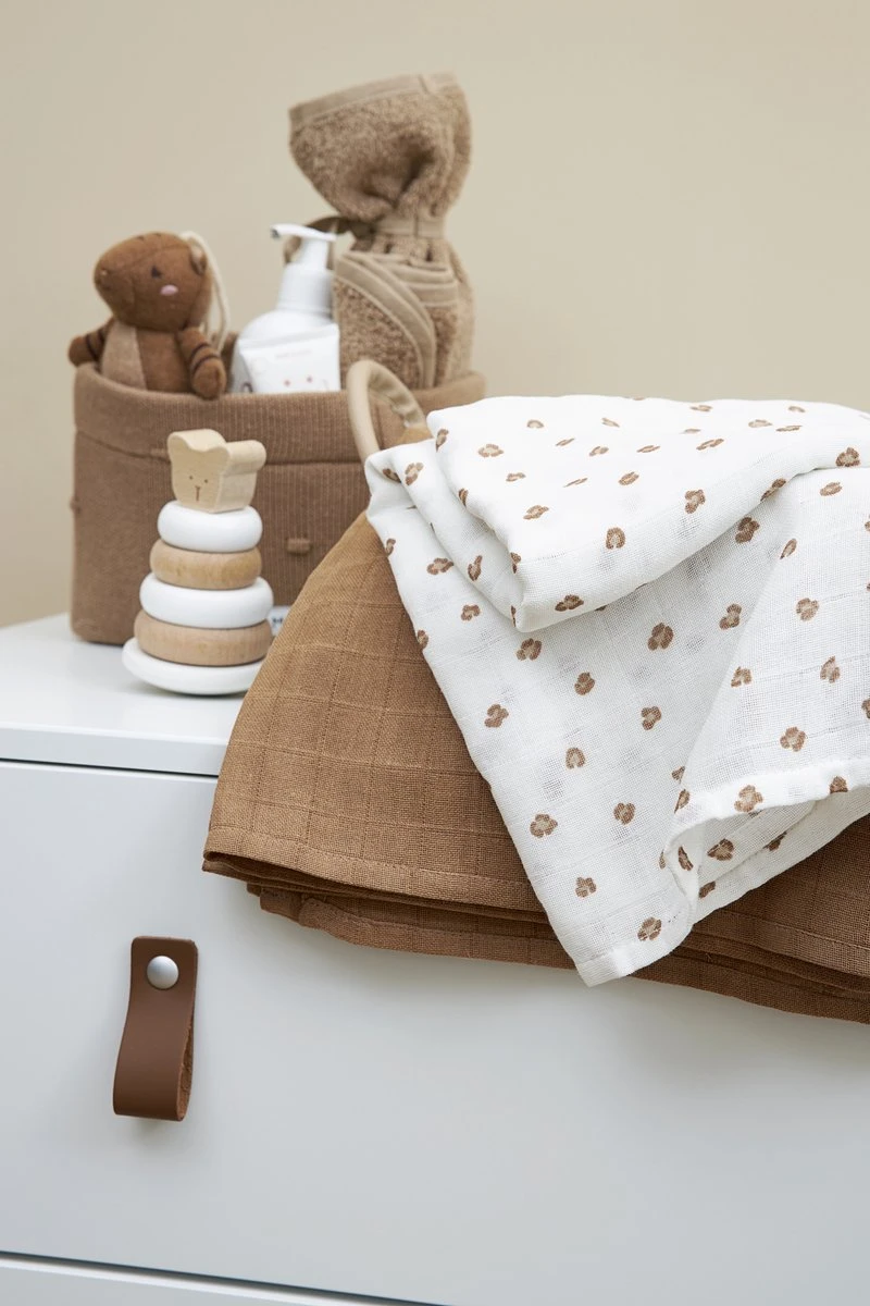Meyco Mini Panther Swaddle - 2-pack - Toffee - 120x120cm 7 Meyco Mini Panther Swaddle - 2-pack - Toffee - 120x120cm - Afbeelding 5